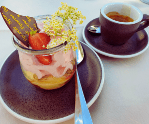 Café und Dessert